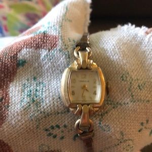 14k gold Very very old ladies watch!